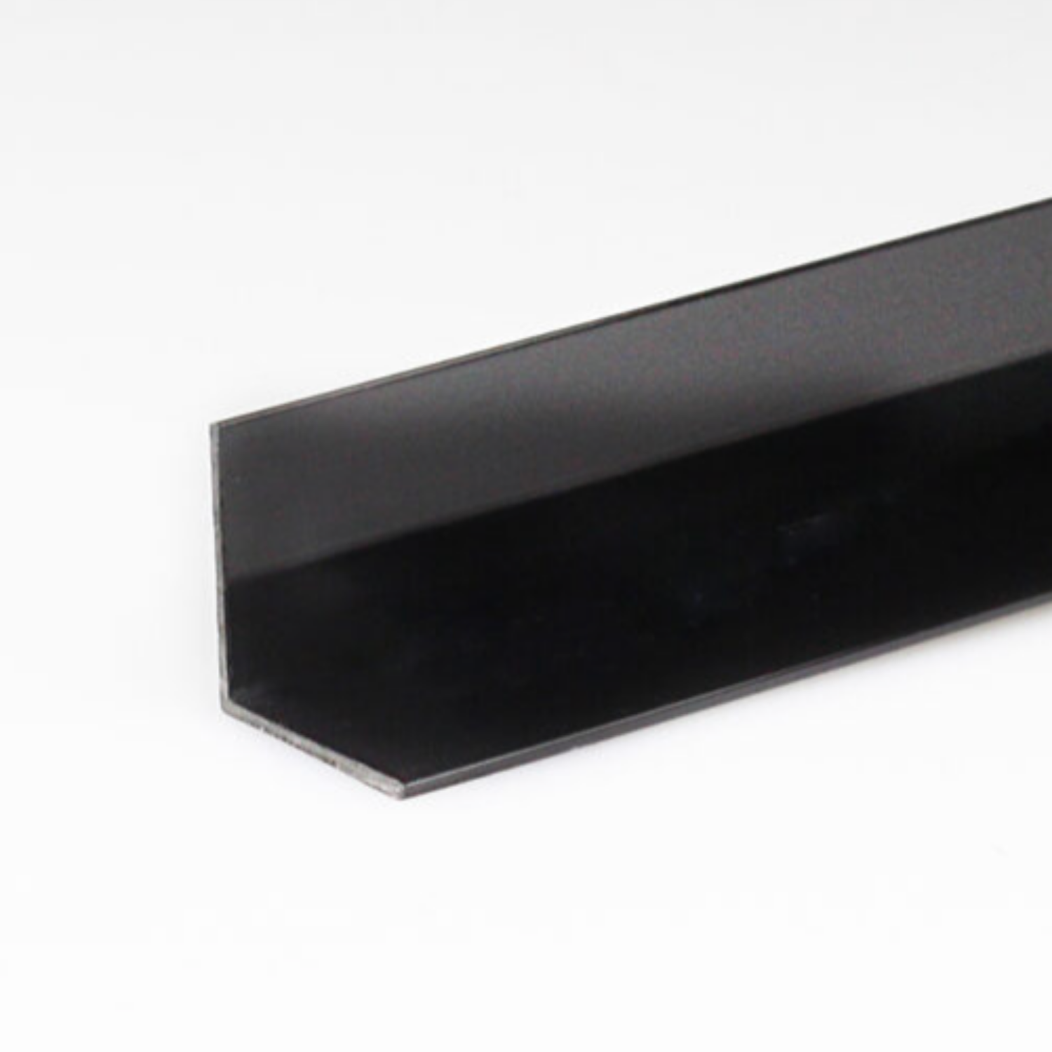 Põrandaliist alumiinium, must